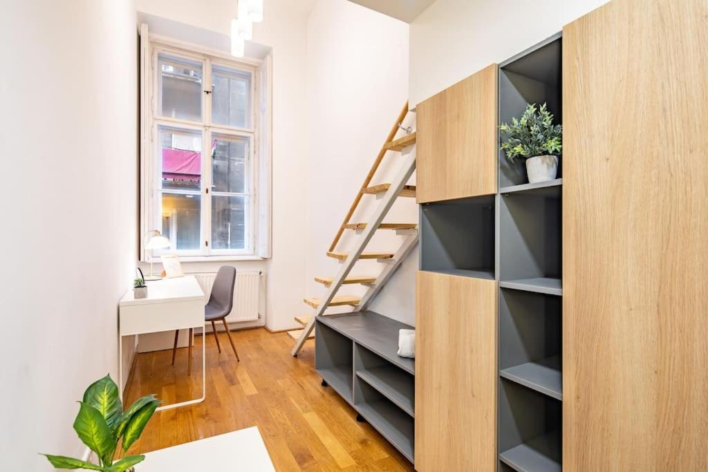 Apartment Cityscape Budget Heaven Budapest