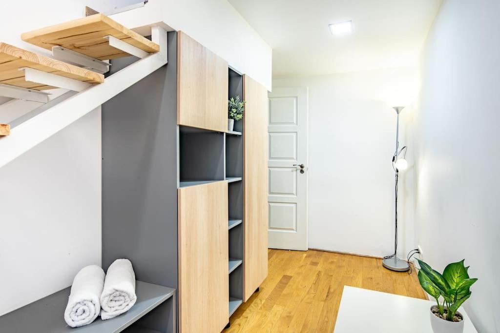 Cityscape Budget Heaven Apartment Budapest
